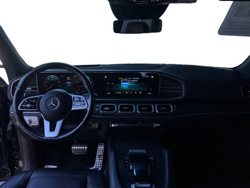 Used 2021 Mercedes-Benz GLS 580 4MATIC image 10