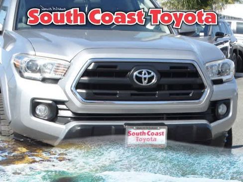 Used 2016 Toyota Tacoma SR5 image 4