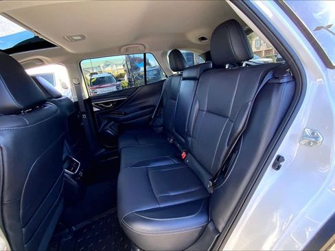 Used 2024 Subaru Outback Limited image 18