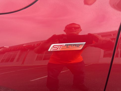 Used 2024 Ford Escape ST-Line image 12