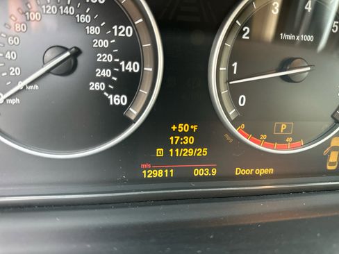 Used 2011 BMW 528i Sedan image 20