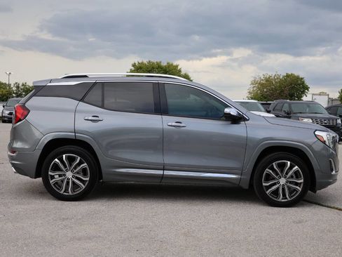 Used 2020 GMC Terrain Denali w/ Denali Premium Package image 7