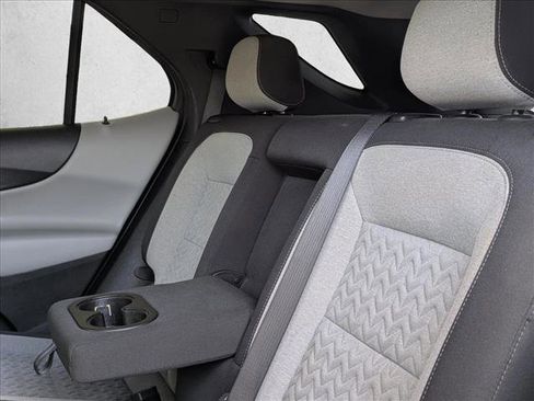 Used 2022 Chevrolet Equinox LT FWD image 24