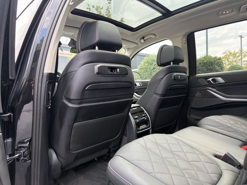 Used 2024 BMW X7 xDrive40i w/ Premium Package AWD/4WD image 23