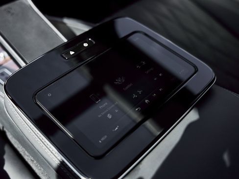 Used 2025 Mercedes-Benz Maybach GLS 600 Maybach GLS 600 image 54