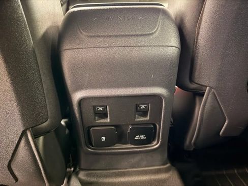 Used 2021 Ford Bronco Badlands AWD/4WD image 16