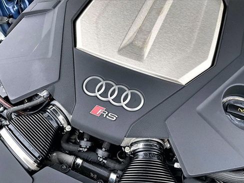 Used 2024 Audi RS 7 Performance w/ Matte Carbon Package image 34