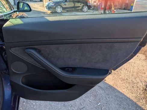 Used 2022 Tesla Model 3 Long Range image 13