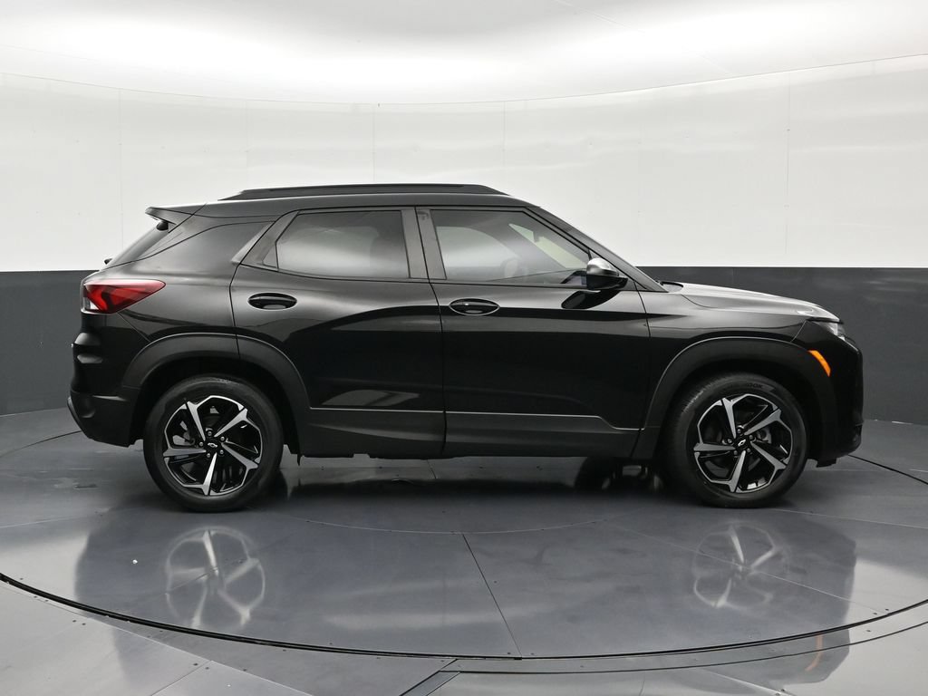 Used 2023 Chevrolet TrailBlazer RS w/ Convenience Package FWD image 6