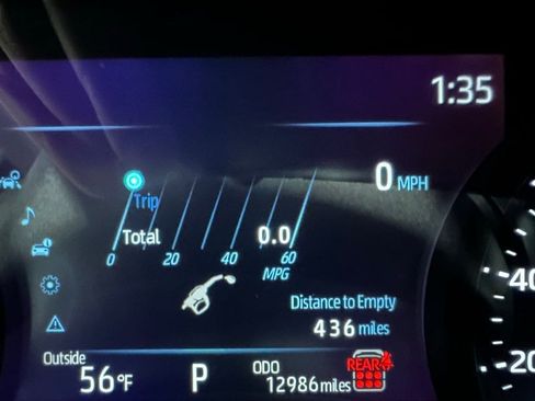 Used 2025 Toyota Sienna XLE image 24