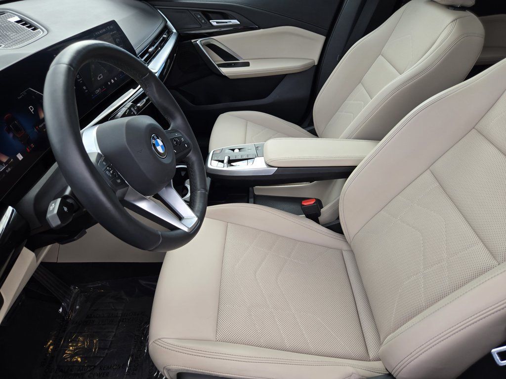 Certified 2024 BMW X1 xDrive28i w/ Technology Package AWD/4WD image 16