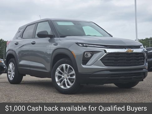 New 2026 Chevrolet TrailBlazer LS w/ LS Convenience Package AWD/4WD image 2