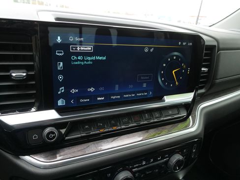 Certified 2024 Chevrolet Silverado 1500 LTZ w/ Technology Package image 27