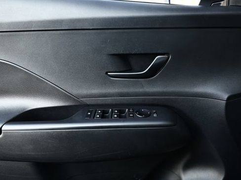 Used 2026 Hyundai Kona SEL Sport FWD image 15
