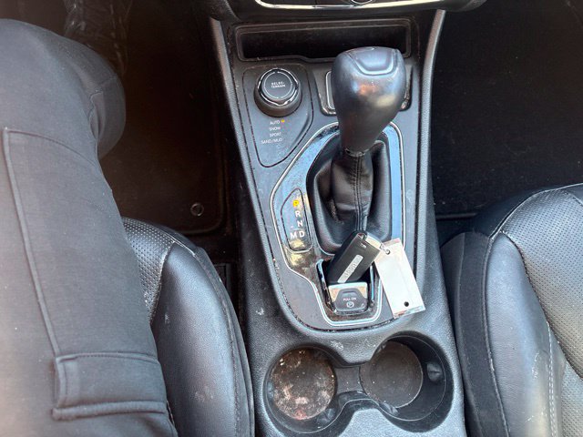 Used 2019 Jeep Cherokee Limited AWD/4WD image 22