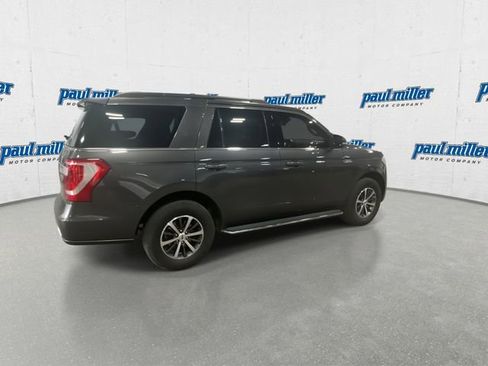 Used 2020 Ford Expedition XLT w/ Equipment Group 202A AWD/4WD image 10