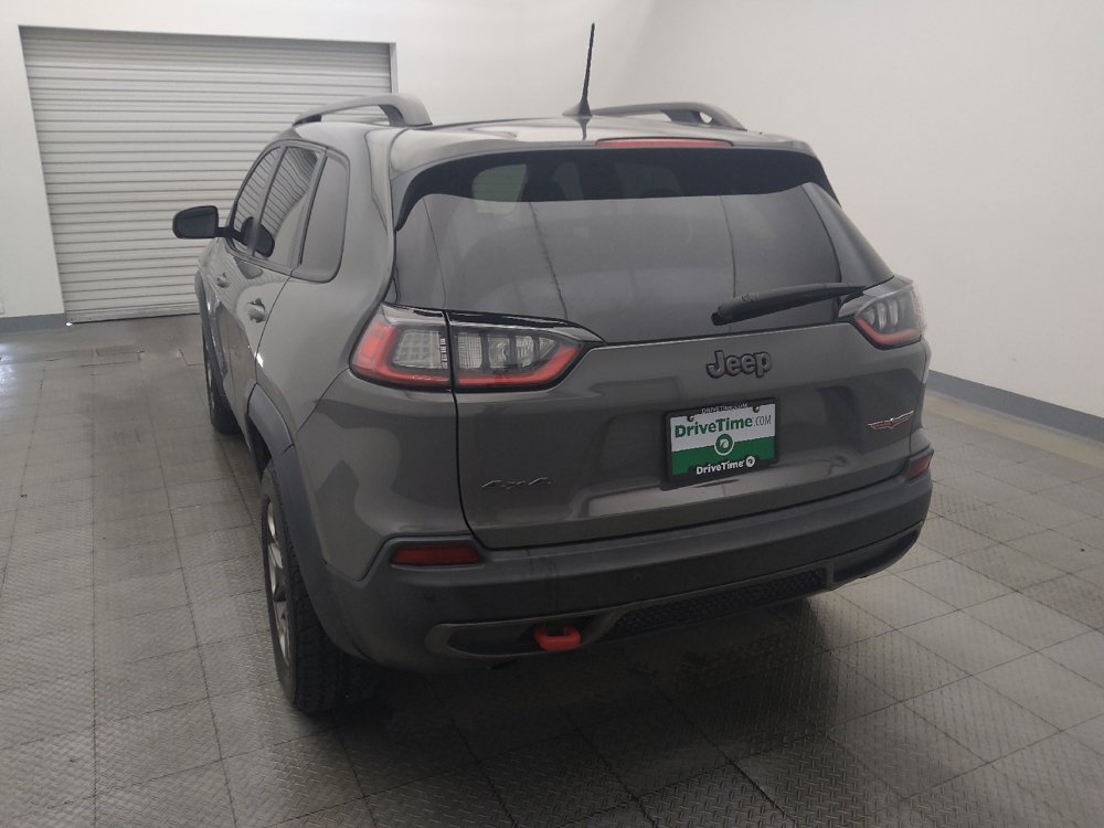 Used 2019 Jeep Cherokee Trailhawk AWD/4WD image 6