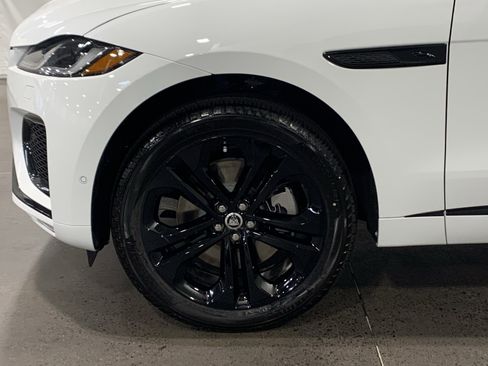 New 2026 Jaguar F-PACE R-Dynamic S image 10