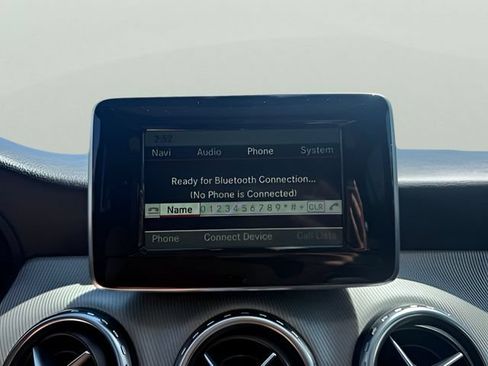 Used 2015 Mercedes-Benz GLA 250 4MATIC image 16