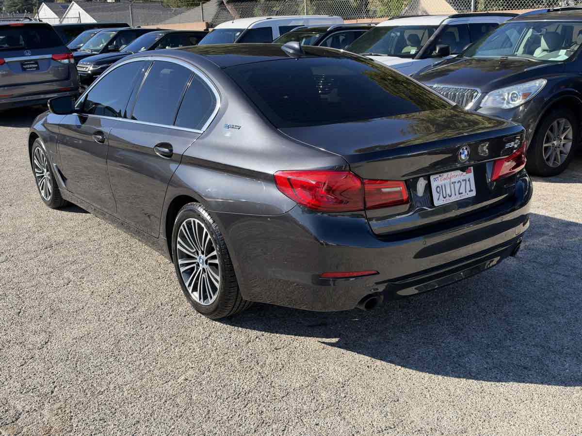 Used 2019 BMW 530e RWD image 4