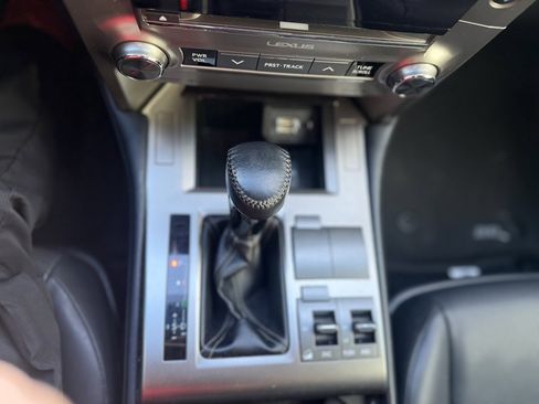 Used 2018 Lexus GX 460 image 35