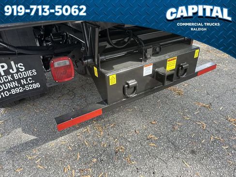 New 2025 Ford F550 4x4 Crew Cab image 15