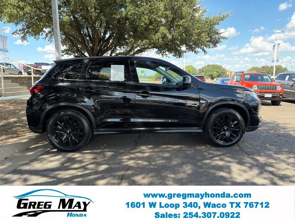Used 2025 Mitsubishi Outlander Sport LE AWD/4WD image 9