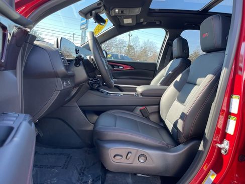 New 2026 Chevrolet Traverse Z71 w/ Driver Confidence Package image 4