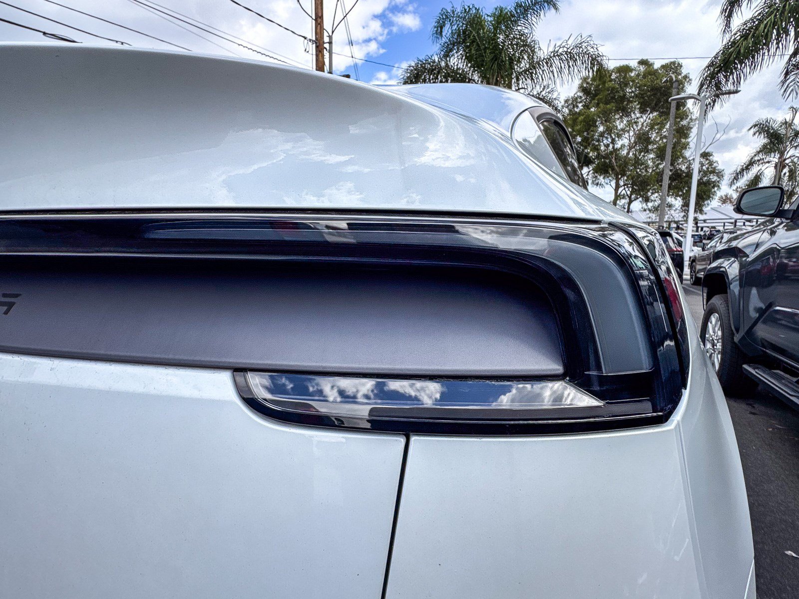 Used 2026 Tesla Model Y Long Range AWD/4WD image 10