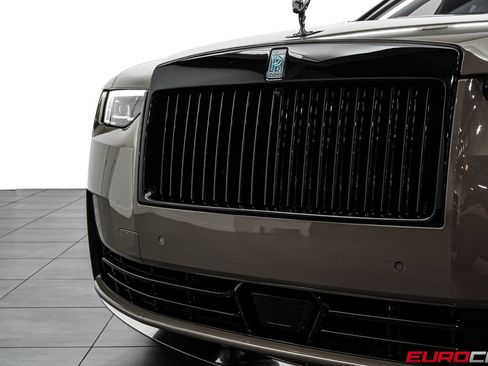 Used 2025 Rolls-Royce Ghost AWD/4WD image 13