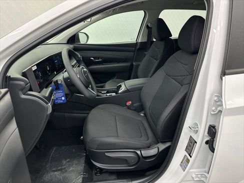 New 2026 Hyundai Tucson SE FWD image 9