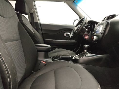 Used 2019 Kia Soul + image 21