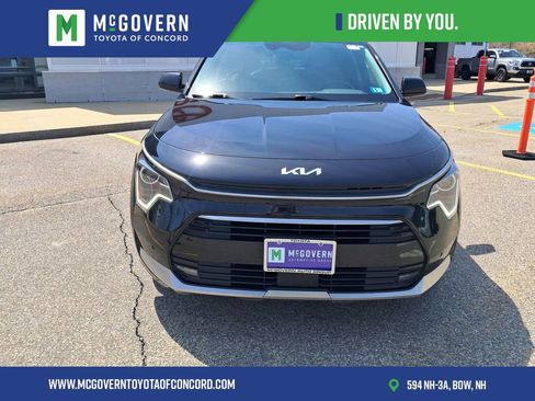 Used 2023 Kia Niro FWD image 11