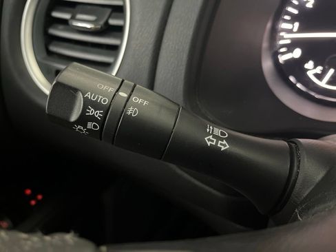 Used 2015 Nissan Pathfinder Platinum FWD image 66