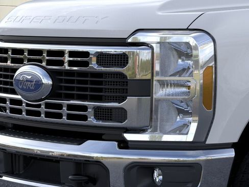 New 2026 Ford F350 XLT w/ XLT Value Package AWD/4WD image 39