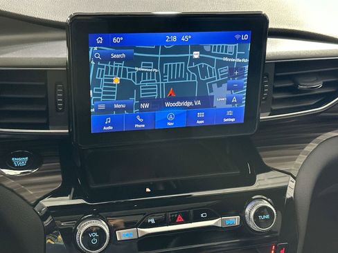 Used 2022 Ford Explorer Limited w/ Equipment Group 301A image 25