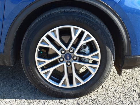 Certified 2022 Ford Escape SEL w/ Technology Package image 4