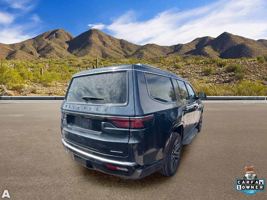 Used 2024 Jeep Wagoneer Series II w/ Flexible Seating Group AWD/4WD image 4