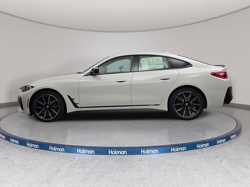 New 2026 BMW i4 xDrive40i w/ M Sport Package AWD/4WD image 8