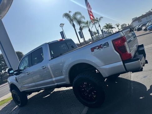 Used 2017 Ford F250 Platinum w/ Platinum Ultimate Package image 38