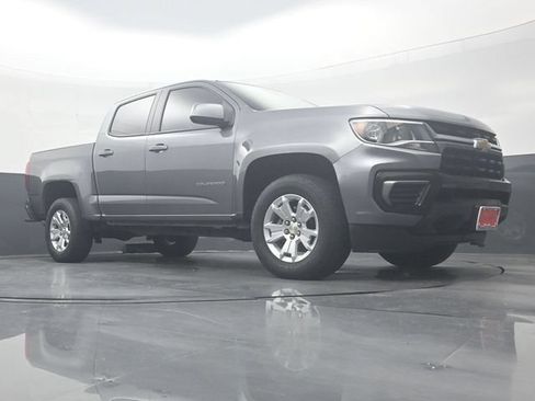Used 2022 Chevrolet Colorado LT w/ Safety Package RWD image 26
