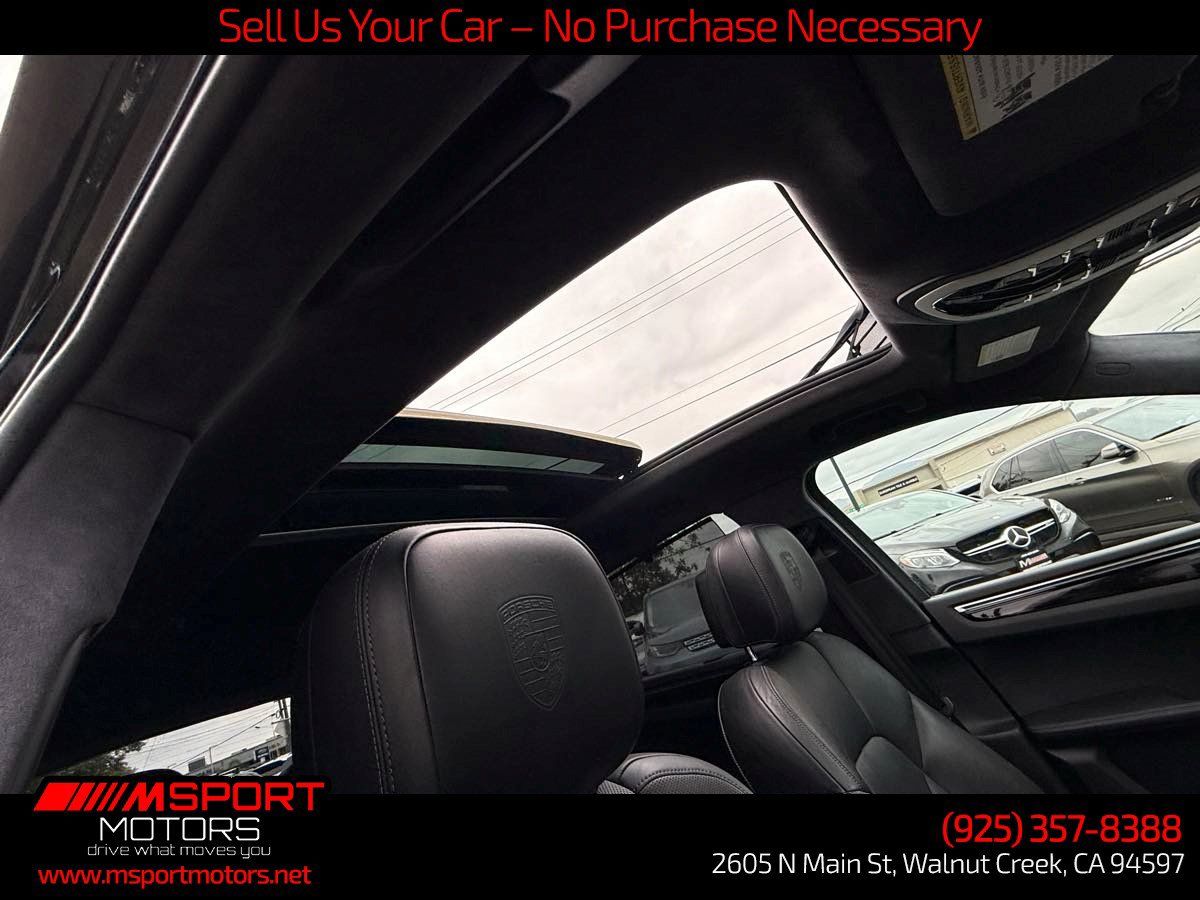 Used 2015 Porsche Macan Turbo AWD/4WD image 26