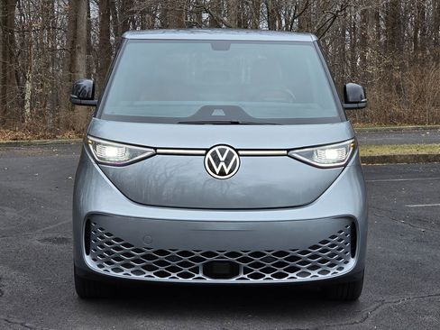 Used 2025 Volkswagen ID. Buzz Pro S image 10