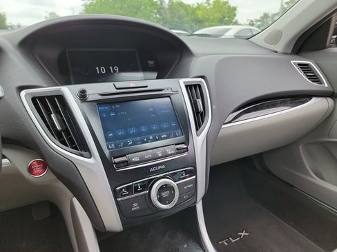Used 2020 Acura TLX FWD image 18