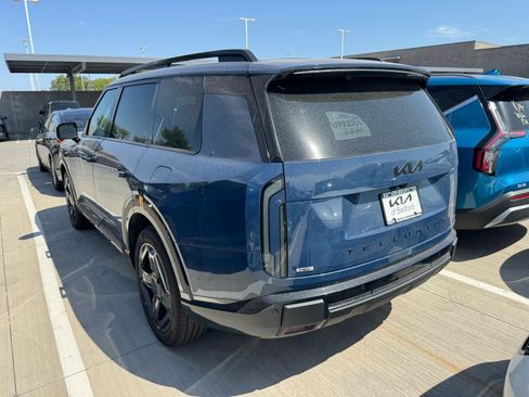 Used 2027 Kia Telluride X-Line SX Prestige AWD/4WD image 3