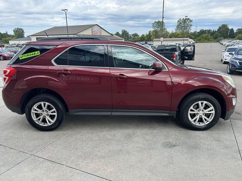 Used 2017 Chevrolet Equinox LT w/ Convenience Package FWD image 4