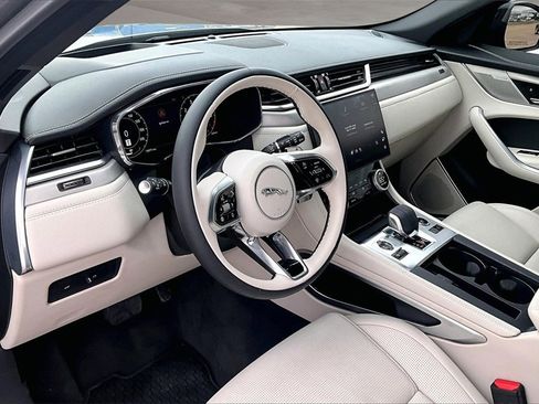 Used 2026 Jaguar F-PACE R-Dynamic S image 12