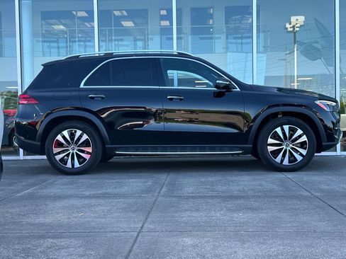 Used 2024 Mercedes-Benz GLE 350 4MATIC image 2