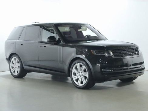 Used 2023 Land Rover Range Rover Long Wheelbase SE AWD/4WD image 11