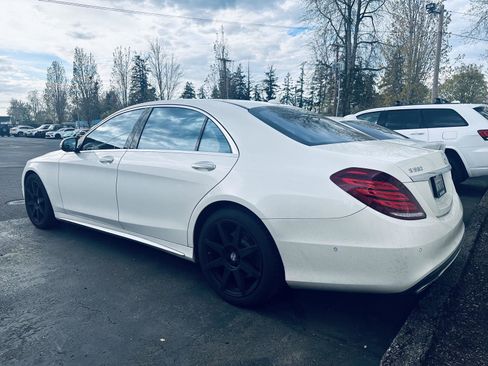 Used 2015 Mercedes-Benz S 550 4MATIC Sedan image 3